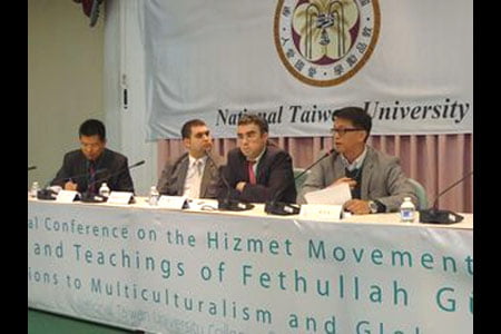 Participants of the Formosa Institute’s international conference on the Hizmet movement are shown at National Taiwan University in Taipei. Photo credit: The China Post)