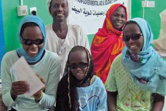 Turkish doctors performed more than 13,000 cataract surgeries on the African continent as part of an ongoing Kimse Yok Mu and ESAFED project. (Photo: Cihan, Ömer Oruç)