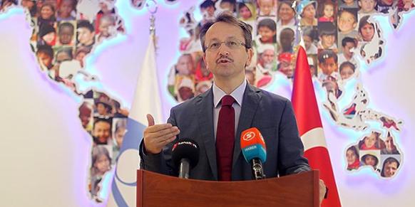 Kimse Yok Mu President İsmail Cingöz addresses a press conference at the headquarters of the charity group on Thursday. (Photo: Cihan)