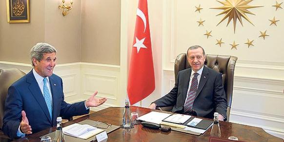 President Recep Tayyip Erdoğan meets with US Secretary of State John Kerry (L) meet at the Çankaya presidential palace on Sept. 12, 2014.(Photo: Reuters)