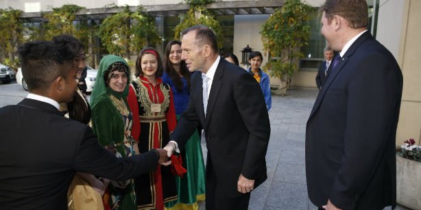 Australian Prime Minister Tony Abbott received 60 students from 19 countries at his office who came to Australia as part of the 13th International Language and Culture Festival. (Photo: Cihan, Zafer Polat)