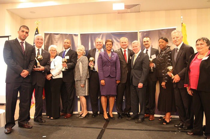 Right – Civil Right – Dr. Joan Rivitz, Governor James J Florio, Asw. Sheila Oliver, Semsettin Efe, Sen Bob Gordon, PII Director Ercan Tozan, Asw Shavonda E. Sumter, Commissioner David Hespe, Maud Dahme, PSE&G Rick Thigpen, PSE&G Ellen Lambert, Clifton Mayor James Anzaldi.