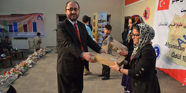 An opening ceremony was held for the Afghanistan 10th National Science Competition at the Ariana Afghan Turk High School in Kabul on Tuesday. (Photo: Cihan)