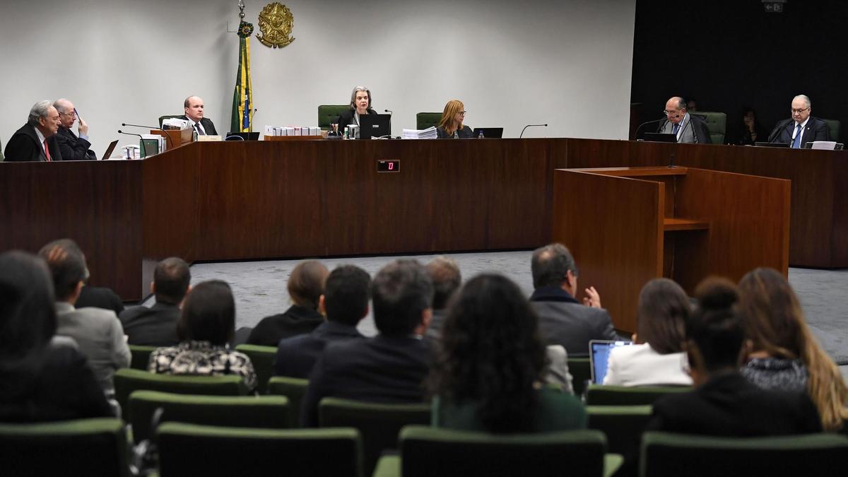 General view of a hearing on Turkey's extradition request for Brazilian-Turkish businessman Ali Sipahi, in Brasilia, on August 6, 2019. Sipahi is accused by the Turkish government of being a terrorist of the Hizmet movement. / AFP / EVARISTO SA
