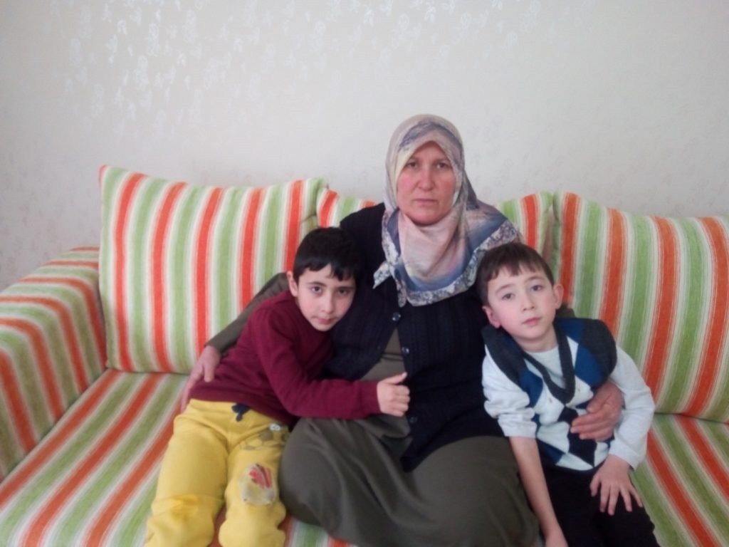 Zeynep Eker and grandsons